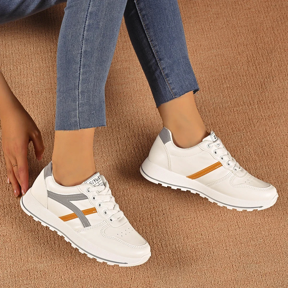 Women Sneakers Summer New Walking Casual Shoes for Women Lace Up High Quality Flat Sneakers Women Fashion Wild Casual Loafers
