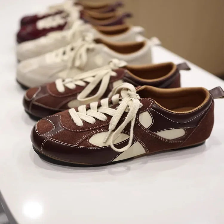 2024 Spring and Autumn Hot Selling New Flat Inside Increase Board Shoes Women Round Head Casual Shoes Sneaker Platform Shoes