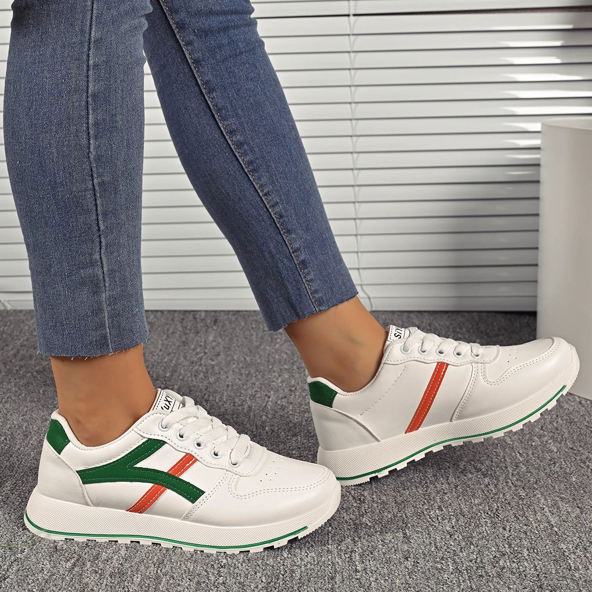 Women Sneakers Summer New Walking Casual Shoes for Women Lace Up High Quality Flat Sneakers Women Fashion Wild Casual Loafers