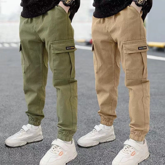 Cargo pants, oversized workwear pants, loose and casual