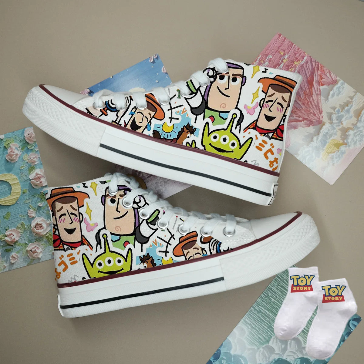 Buzz Lightyear Winnie the Pooh Strawberry Bear student couple casual shoes for men Autumn new high top canvas shoes for women
